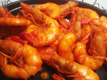 Crevettes, sauce Maniou