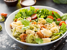 “Elles font partie des essentiels du frigo” : Laurent Mariotte dévoile sa recette de printemps avec cette spécialité locale qu’il adore !