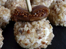 Truffes salées de chèvre aux fruits secs