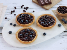 Tartelettes aux myrtilles et chocolat