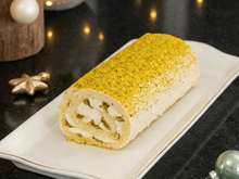 Ce pâtissier partage sa recette de bûche roulée pistache fleur d’oranger à refaire facilement à la maison