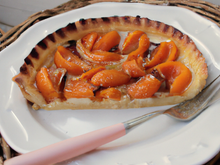 Tarte amandine aux abricots classique