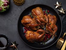 Tous en cuisine spécial Menus de fêtes avec Cyril Lignac : la liste des courses pour la caille au beurre de truffe