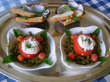 En-cas œufs pochés, jambon, tomates et haricots verts