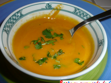 Velouté maison de carottes au miel et à la coriandre