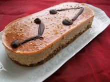 Bavarois aux cerises sur croustillant au chocolat