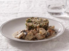 Blanquette de veau aux Champignons de Paris, crème fraiche, Trompettes de la mort, Morilles et  riz aux herbes fraîches