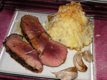 Agneau au miel et sa purée parfumée à l'olive