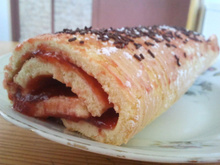 Gâteau génoise à la confiture de fraise