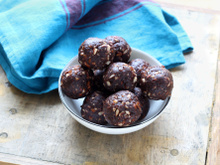 Energy balls dattes amandes et huile de coco (bouchées énergétiques)