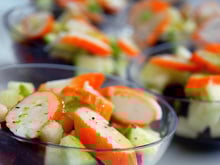 Salade fraîcheur betterave, pomme granny et mini bâtonnets Petits Coraya