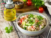 Pour changer du classique, Cyril Lignac propose sa version du taboulé au poisson