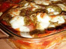 Lasagne tomate, jambon cru et pesto