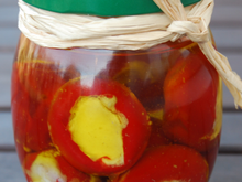 Pepperoncinis farcis au fromage de brebis