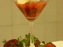 Soupe de fraise à la rhubarbe accompagnée de son sorbet fromage blanc, Croque en sucre au fenouil