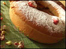 Brioche moulée aux pralines roses