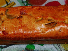 Cake figues, jambon de parme croustillant, échalotes confites