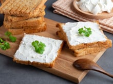 Fromage frais : si vous l’utilisez dans des sandwichs, attention à cette règle de conservation !