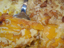 Gratin de potimarron au lait de coco, huile de pistache et pignons de pin