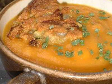 Soupe toute carotte et croûtons d'endives