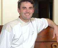 Filets de dorades poêlés artichauts et petits fenouils au pistou