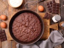 Une nutritionniste partage sa recette facile de gâteau au chocolat sans beurre !