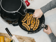 Vous avez une banane et un Air fryer ? L'astuce démente pour improviser le meilleur goûter du monde en 10 minutes