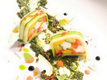 Pressé de tomates confites, courgettes et poivrons au Chavignol