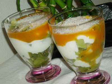 Verrines kiwis-mascarpone et coulis de mangue
