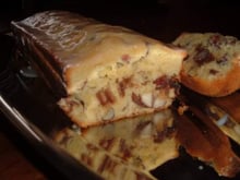 Gâteau aux dattes et fruits secs