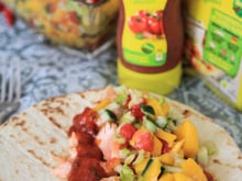 Tacos au saumon grillé aux épices