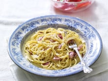 Spaghettis carbonara et parmesan