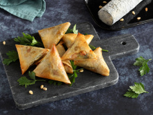 Bricks aux légumes de soleil et Sainte-Maure de Touraine AOP