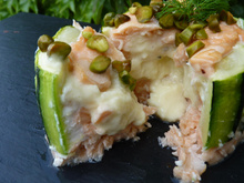 Charlotte de courgettes, saumon et cœur comté