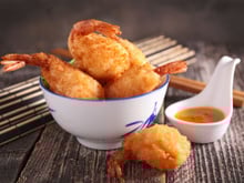 "Une recette simple à faire pour l’apéro !" : Norbert Tarayre partage sa recette de beignets de crevettes !