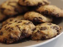 Biscuits à la banane et au chocolat vegan sans gluten