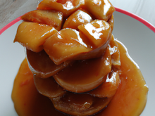 Aumonières aux pommes, caramel beurre salé