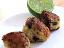 Boulettes de cabillaud aux olives et au citron vert
