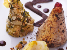 Poulet farci au foie gras, son confit, polenta et racines...