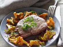 Tournedos de bœuf aux girolles