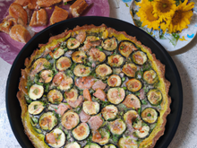 Tarte au saumon et aux courgettes