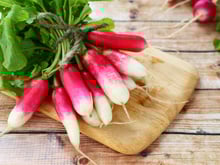 Apéritif : 3 recettes pour sublimer des radis et bluffer vos invités !