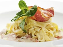 Tagliatelles à la carbonara au parmigiano Giovanni Ferrari