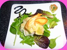 Aumonières aux gambas, oignons confits caramélisés