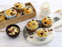 Muffins au muesli bananes, goji et noix de cajou