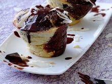 Popovers marbrés à la noix de coco et chocolat noir