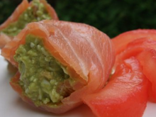 Rouleaux de saumon fumé à l'avocat