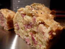 Cake au parmesan et au jambon de Parme