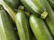 Alerte rappel produit : ne consommez pas ces courgettes vendues dans toute la France, elles sont contaminées par des pesticides interdits