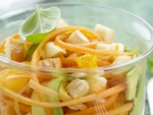 Salade de carottes, avocat et Reblochon à l'orange